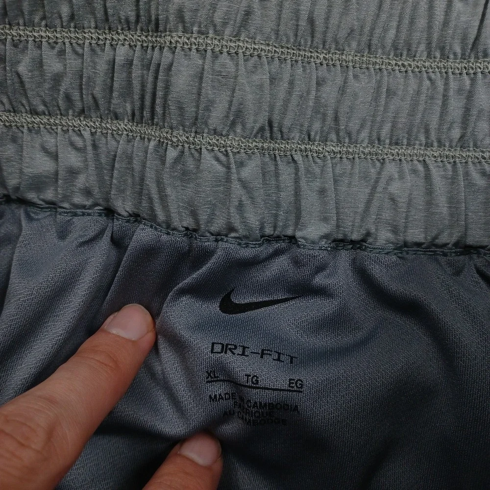 Nike Shorts Womens XL Gray Activewear Running Dri Fit High Rise